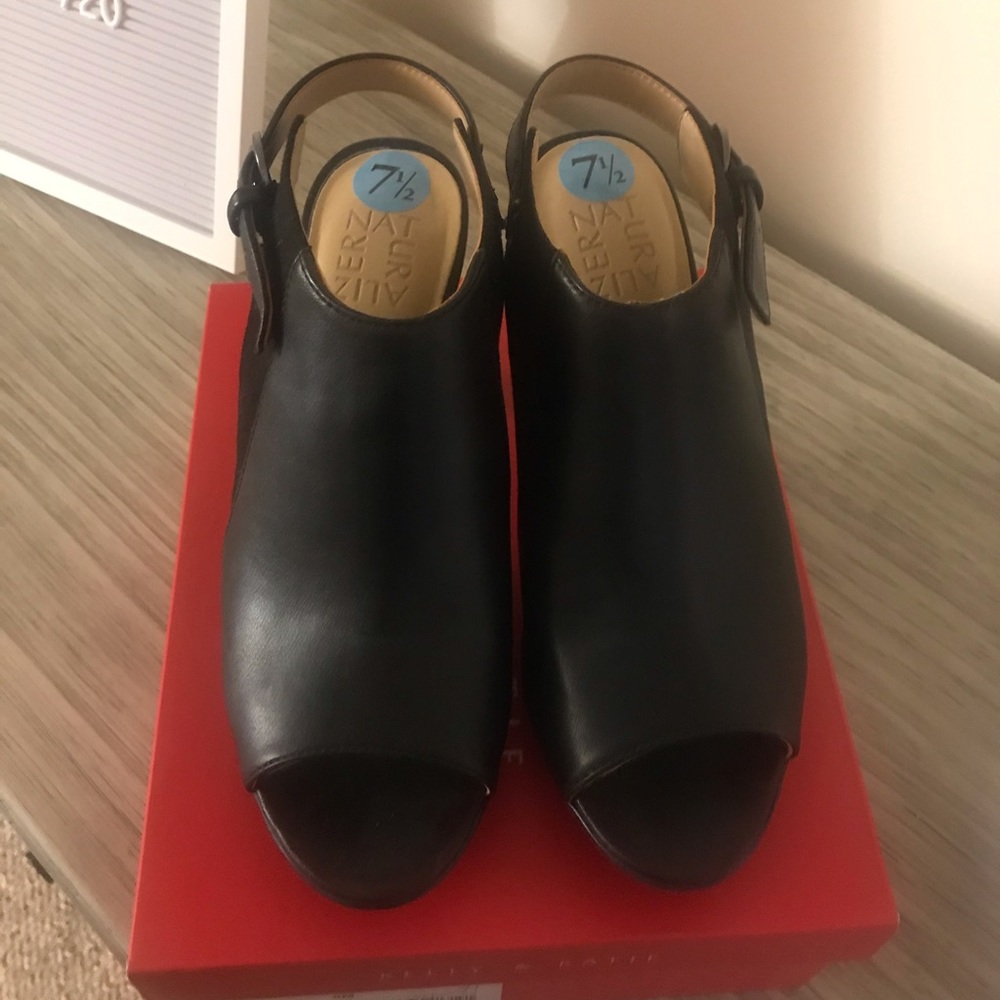 Naturalizer Open Toe Heels 7.5